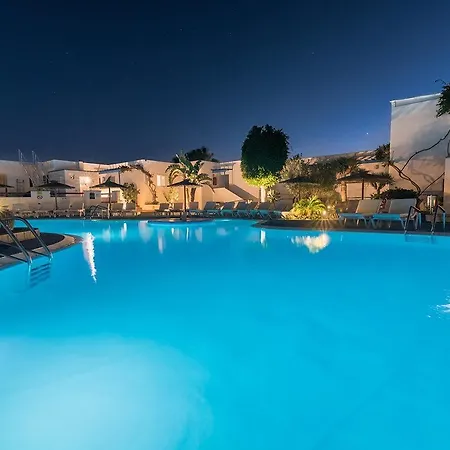 Apartahotel Parque Tropical En Lanzarote Puerto del Carmen (Lanzarote)