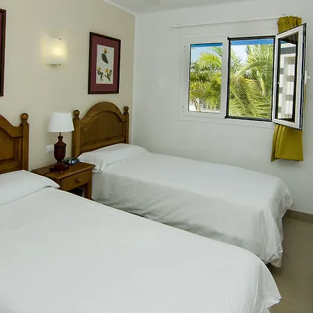 Apartahotel Parque Tropical En Lanzarote Puerto del Carmen (Lanzarote)
