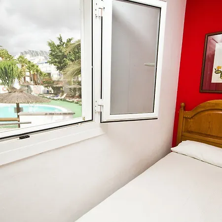 Parque Tropical En Lanzarote Apartahotel 2*