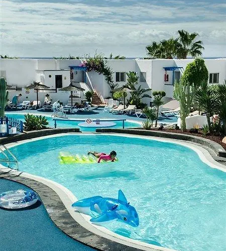 Parque Tropical En Lanzarote Aparthotel